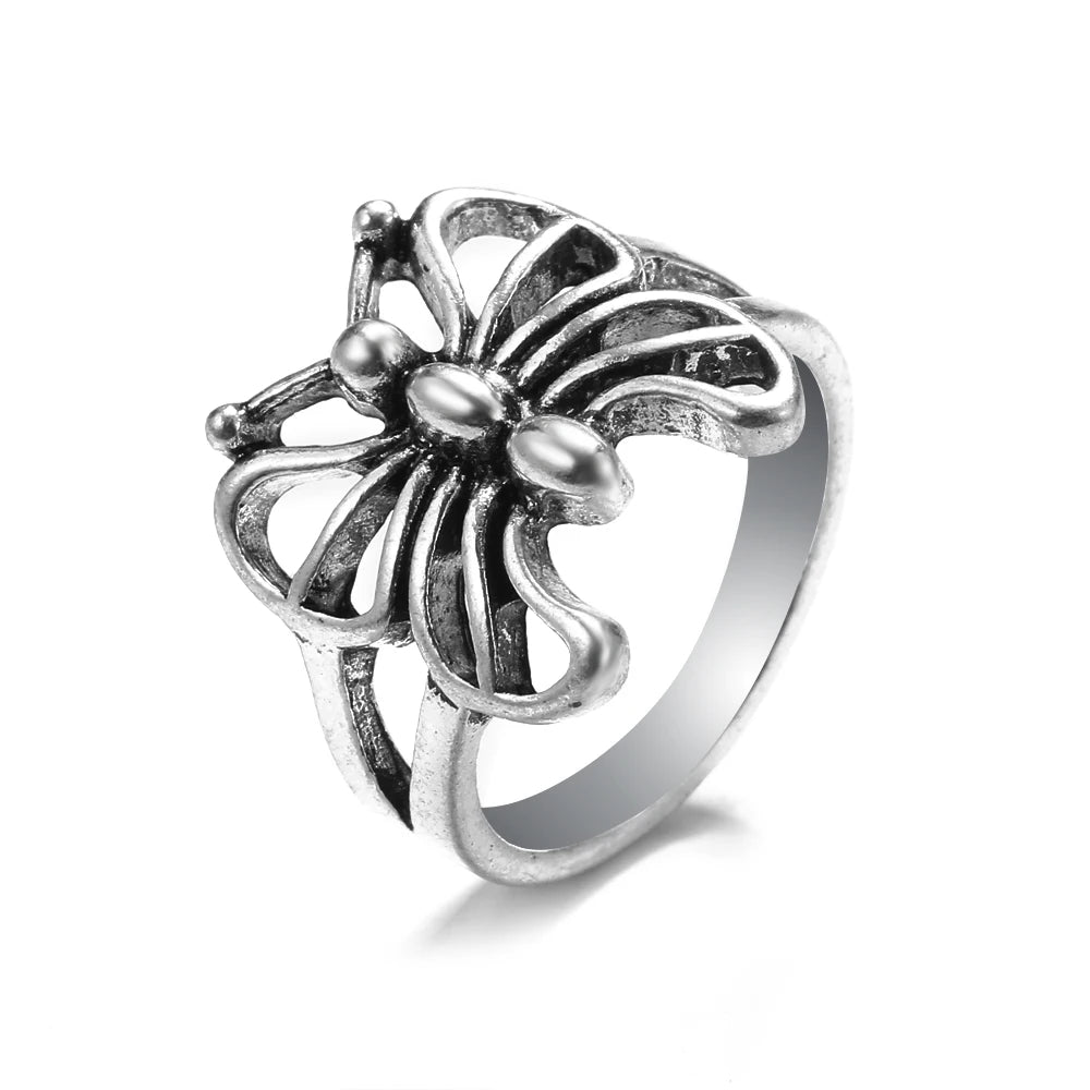 Bague vintage gothique en forme de tête de mort et d'ange pour femme, style hip-hop, couleur argent, papillon, cœur, tendance 2021