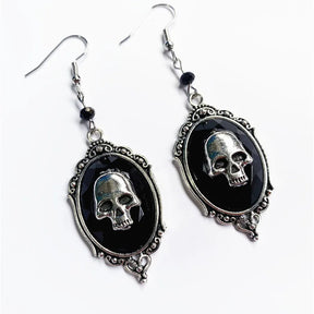 Boucles d'oreille en Crâne gothique plaqué argent en relief avec pierres noires, cadeau de fête de mariage d'Halloween pour hommes et femmes, bijoux de tous les jours