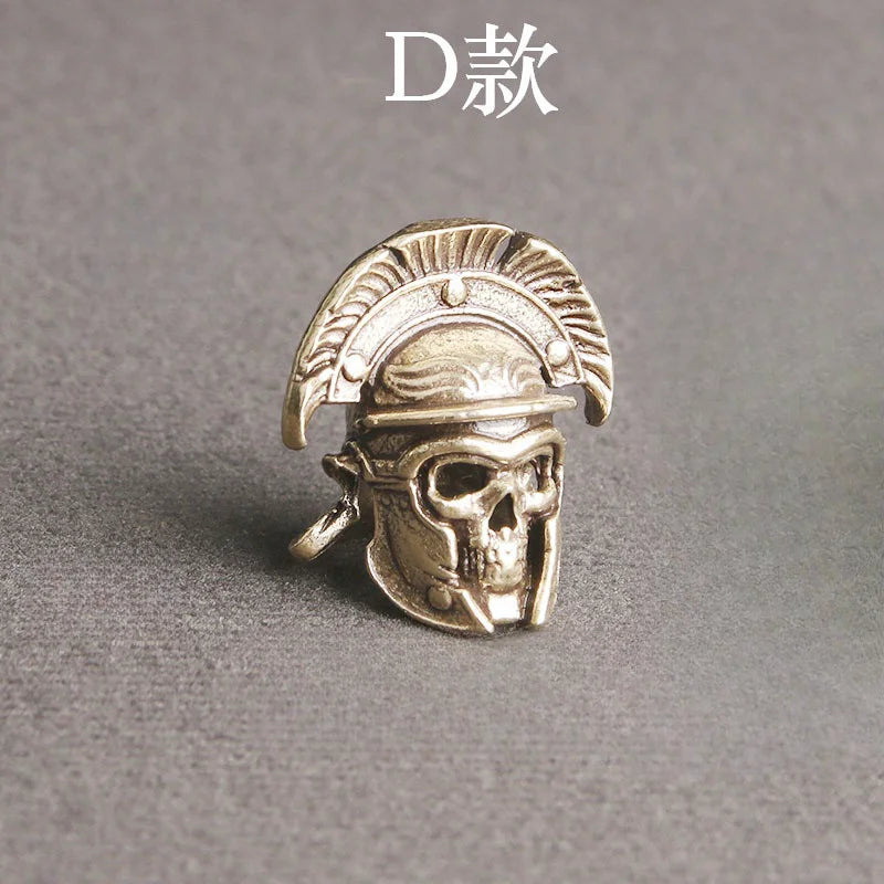 Casque de guerrier en laiton vintage Pirate DIY Couteau Perles Pendentif Vintage Couleur Outils d'extérieur Jaune Laiton Crâne Perles Paracord - VALDIS™