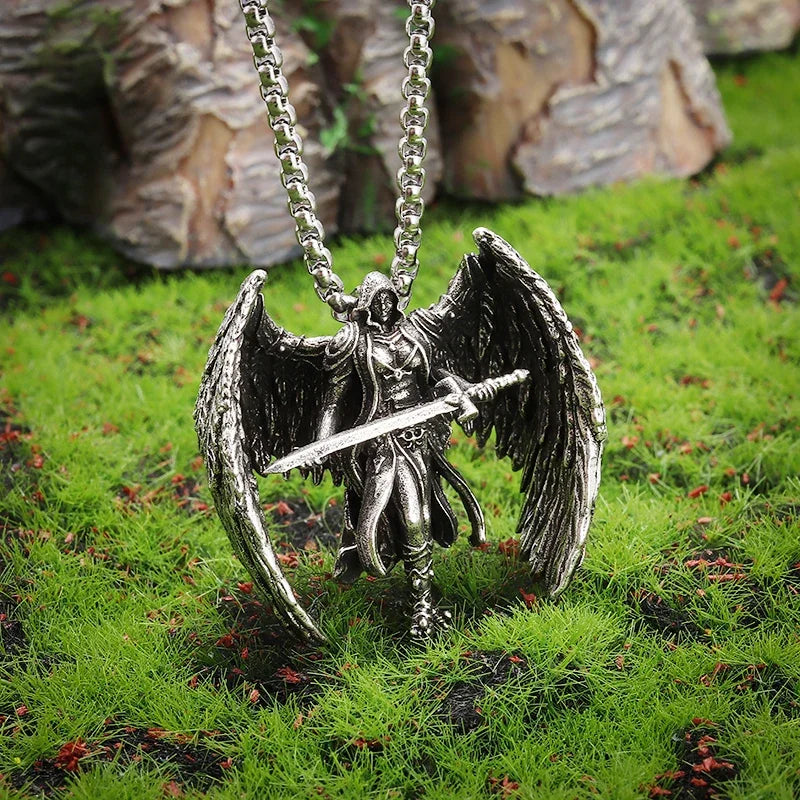 Collier gothique avec tête de mort et croix de Jésus, bijou catholique pour homme, collier amulette religieux punk