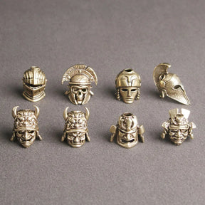 Casque de guerrier en laiton vintage Pirate DIY Couteau Perles Pendentif Vintage Couleur Outils d'extérieur Jaune Laiton Crâne Perles Paracord - VALDIS™
